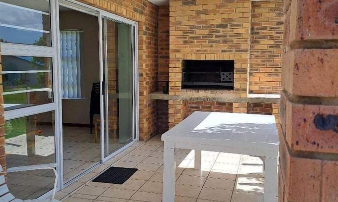 Still Bay Apartment | Muir Holiday Apartments