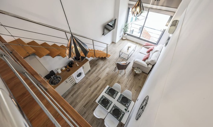 Simancas Apartment | Luxury duplex in quiet neighborhood