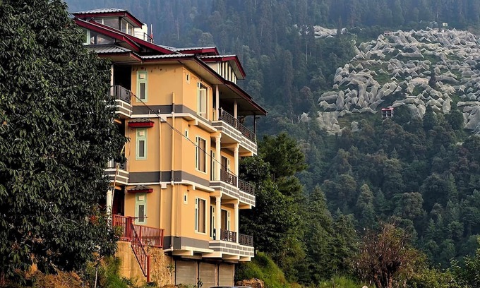 Kumharsain House | Wild Orchard Vegetarian Homestay (Authentic Himachali Escape)