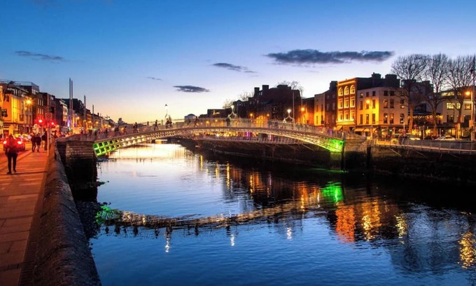 Ballsbridge Apartment | Ballsbridge 3 Bedroom Apartment With Parking