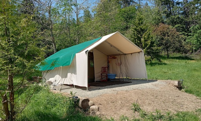 Salt Spring Island RV Rental | Private & peaceful furnished campsite on eco-farm