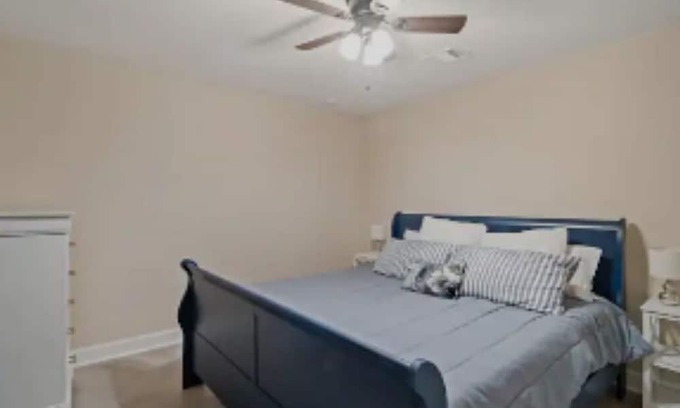 Hattiesburg House | The Gold House: Luxury Home Near Midtown, USM, Zoo