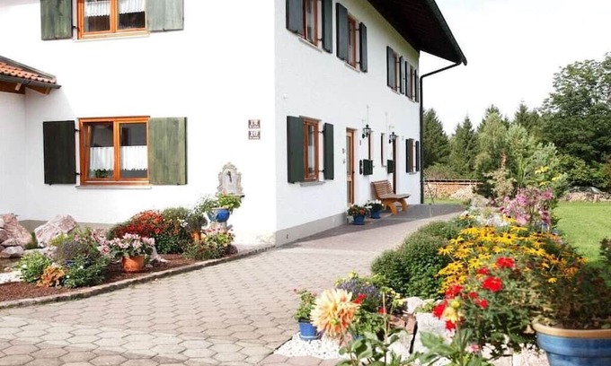 Horn House | Holiday home with 2 bedrooms