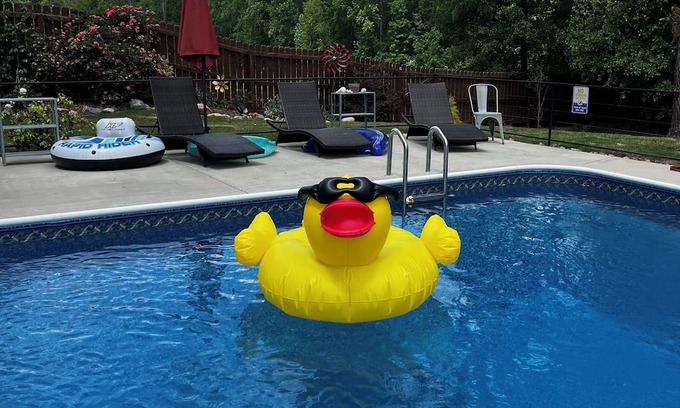 Garner Apartment | The Oasis! Close to downtown Raleigh & Coastal Credit Union at Walnut Creek