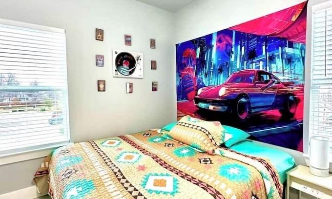 Fort Worth House | BabyProofed|Home Cinema| TCU, Dickies & Stockyards