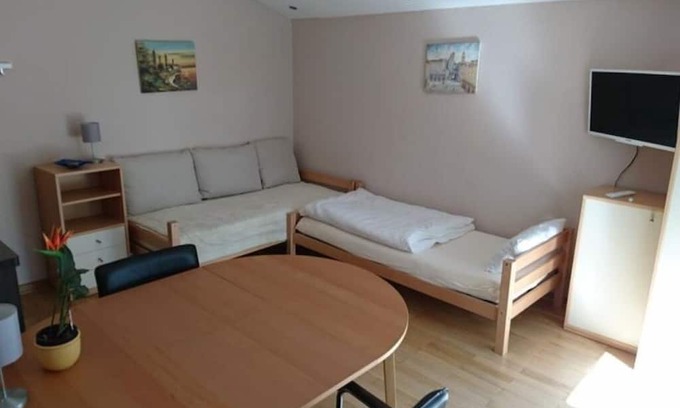 Aachen Apartment | Quiet apartment with parking and stay in the countryside