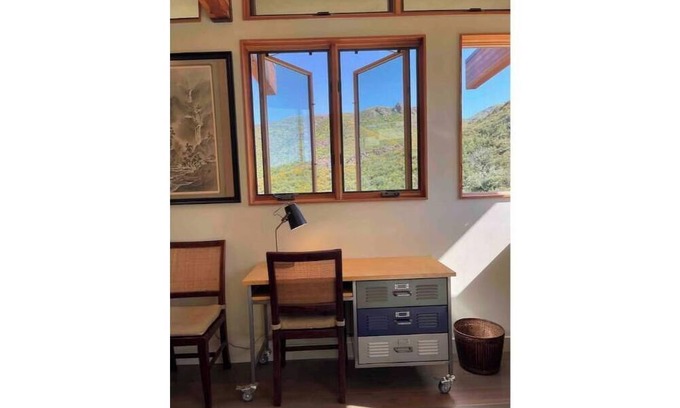Malibu Apartment | Malibu Mid Century Ocean Breeze Minutes to Beach