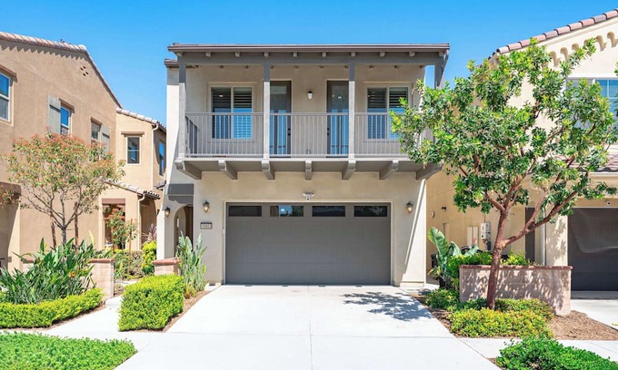 Ontario House | Comfort & Style Home Near the Airport