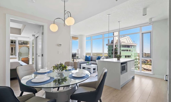 Victoria Park Apartment | Getaway 2BR Suite w/ Views | Steps to Stampede Park