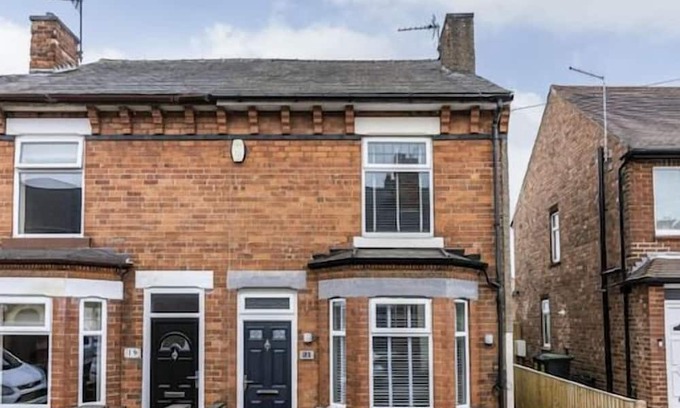 Eastwood House | Barber House by Proximity Short Stays