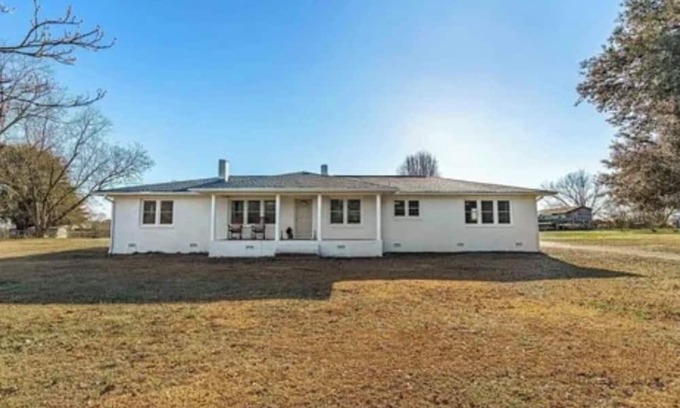 Leesville Other | Farmhouse Escape in Batesburg-Leesville! Lake Murray, SC!