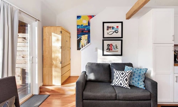 Glenwood Springs Apartment | Cozy Studio, Short Walk to Downtown & Hot Springs