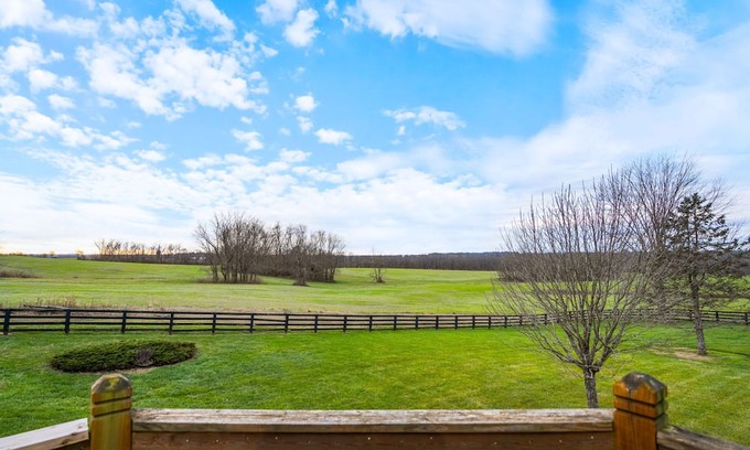 Port Royal House | Private Renovated Farmhouse w/Pool & Pond, Sleeps 14+