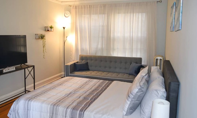 Kenwood Apartment | Prime Location Studio Unit with Historic Charm Near Shops &Parks