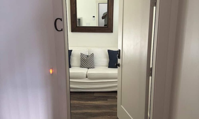 Wharton Apartment | Charming 2-bedroom apartment in fabulous Wharton.