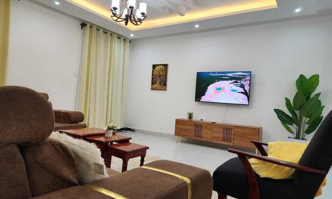 Naivasha Villa | Family friendly 4-bedroom villa in Naivasha Kenya