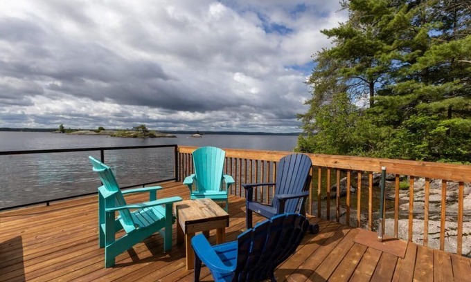 Nipissing Cottage | Beautiful cottage will take your breath away! A parents dream cottage.