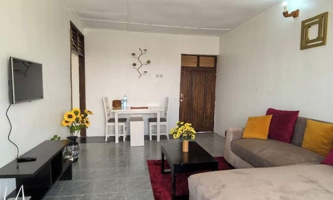 Kampala Apartment | Quiet Room 2 on Mawanda Rd Hill