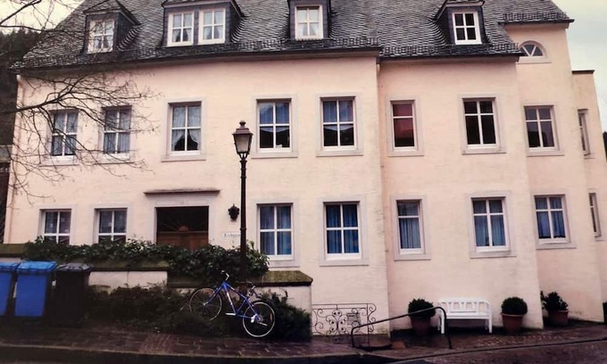 Neuerburg Apartment | Fewo Südeifel - apartment/apartment, shower, WC, 1 bedroom