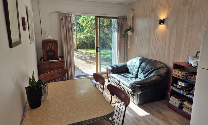 Coromandel Forest Park Apartment | Bonnie Doon on the Thames coast.