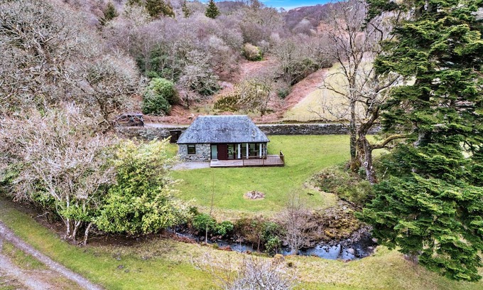 Lochgilphead Cottage | Finest Retreats | The Turbine House