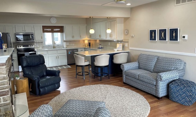 Belleville House | Clean, 3-bedroom cottage home with pool in the charming city of Belleville.