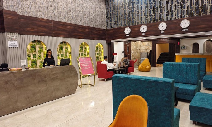 Indore House | Hotel Meritel Grande Vijay Nagar Indore MP is a 40 room property with restaurant