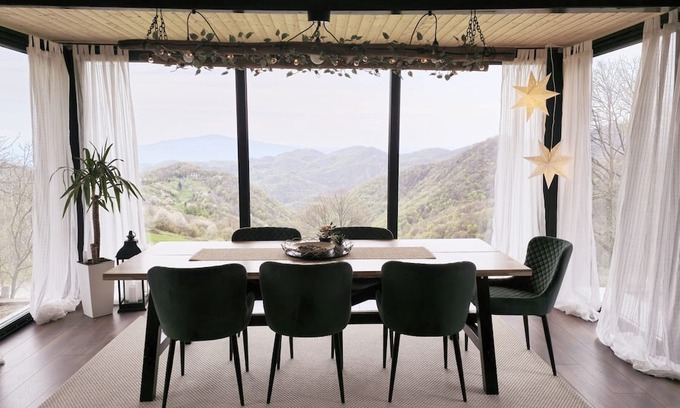 Breznik Plesivicki House | Three Bedroom Holiday Home Wild Rose