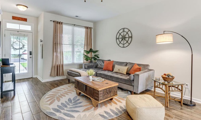 Bluffton House | 1 Mi to Dtwn Bluffton: Historic District Retreat