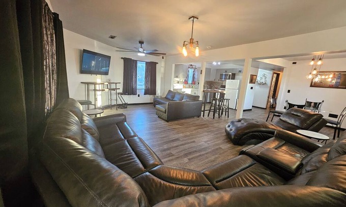 Detroit Apartment | Apartment: The Rose On 8 Mile Rd.