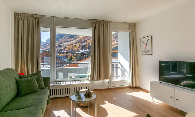Val-d'Isere Apartment | Cozy studio for 4 with balcony and wifi in Val-d'Isère