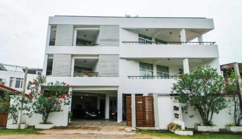 Raddolugama Hotel | New Neo Holiday Home