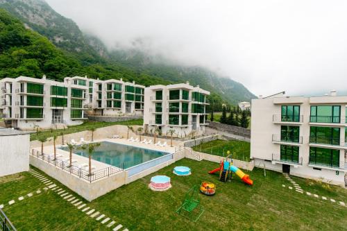 Qakh Hotel | Hilltop Heaven