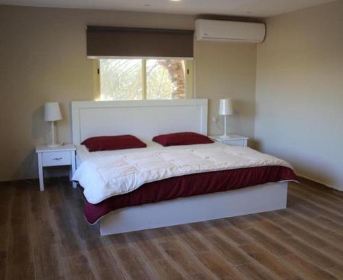 Unaizah House | Fairoozresort