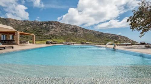 Vlychada House | Villa Fragrant olive trees Exclusive 12guests