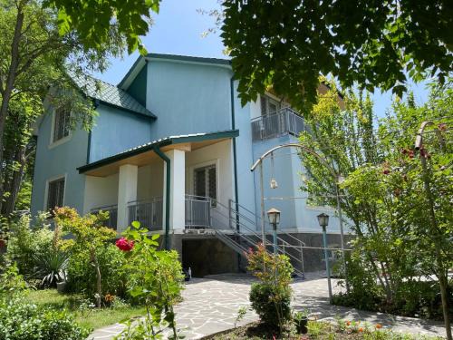 Bazaleti House | A house by the lake