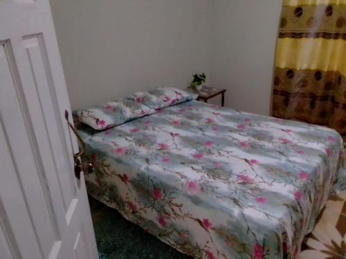 May Pen House | Inglehome Rest