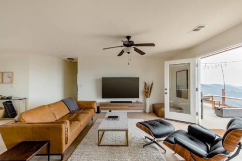 Coarsegold House | Spacious 4BR house w/incredible view near Yosemite