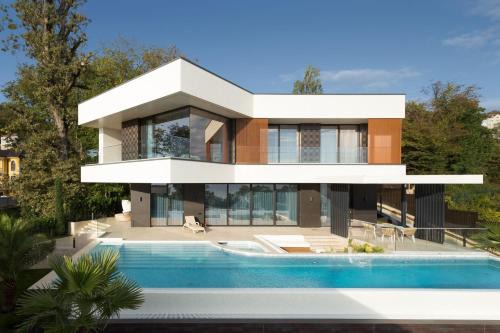 Tashkent Villa | Exciting