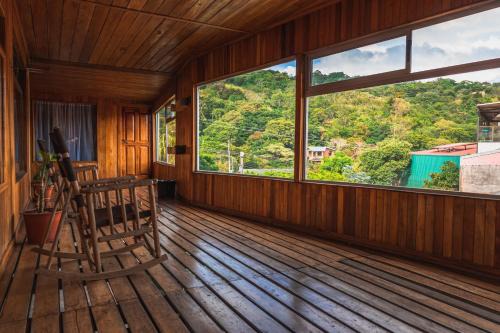 Santa Elena Hotel | Hotel Casa del Carmen