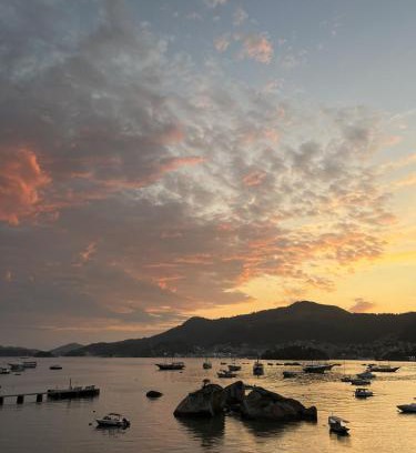 Praia do Jardim Apartment | Casa da família Bispo