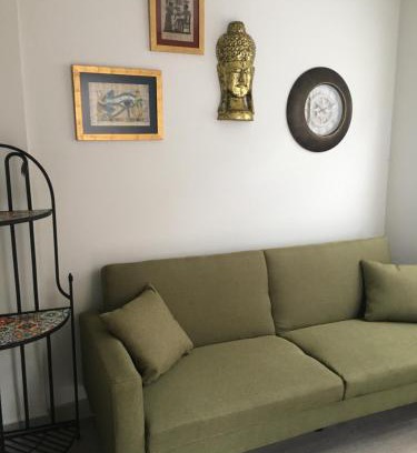 Reducto Apartment | MIRAFLORES BY LARCOMAR FOR 5+ - 2 bedrooms w 2 BATHS WITH TERRACE IN THE BEST AREA