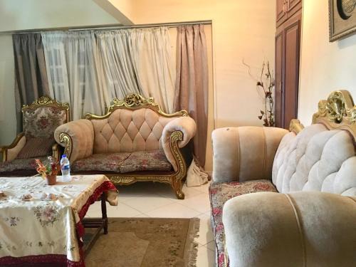 As-Sayidah Zaynab Apartment | Cozy Furnitured Apartment Downtown Cairo